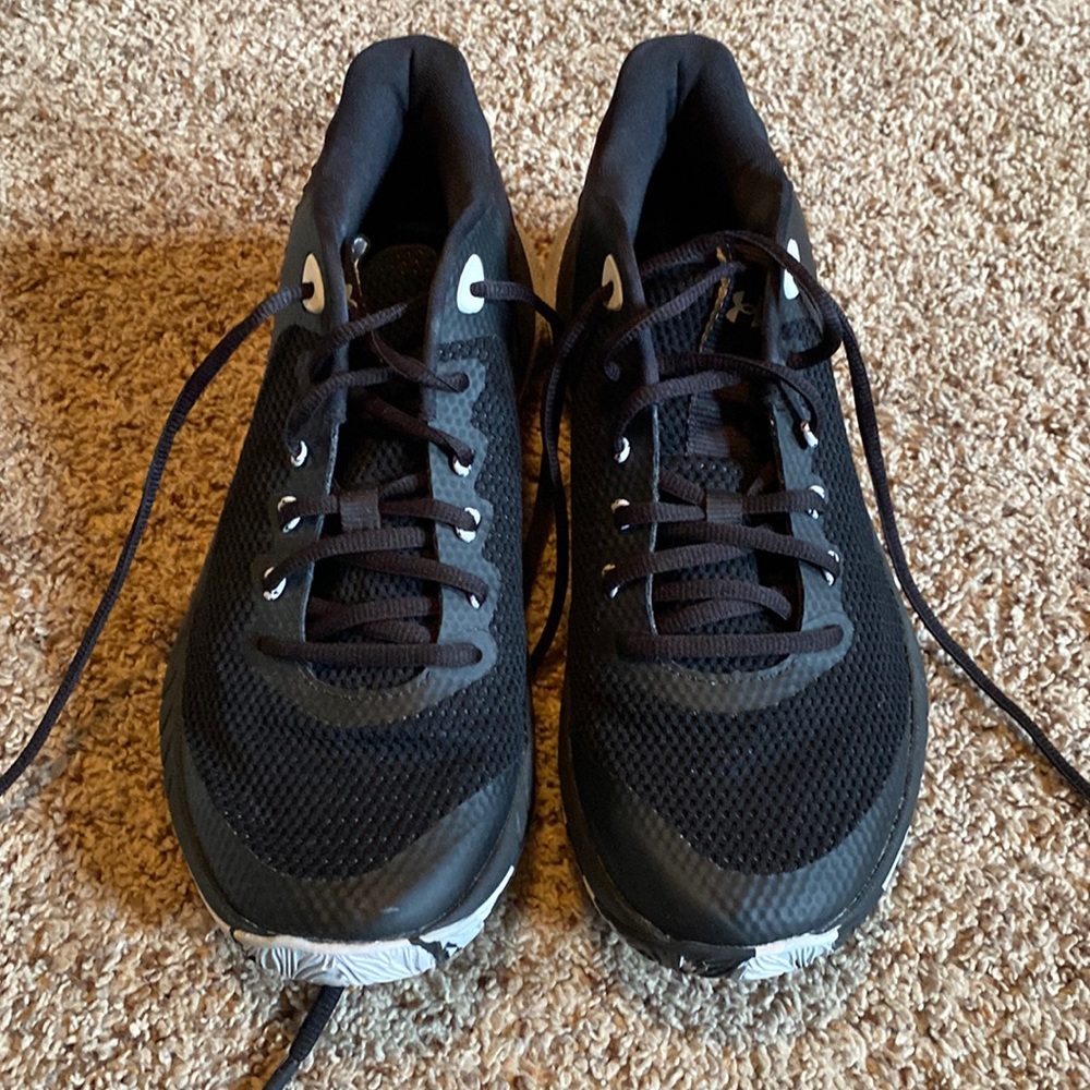 Euc basketball shoes